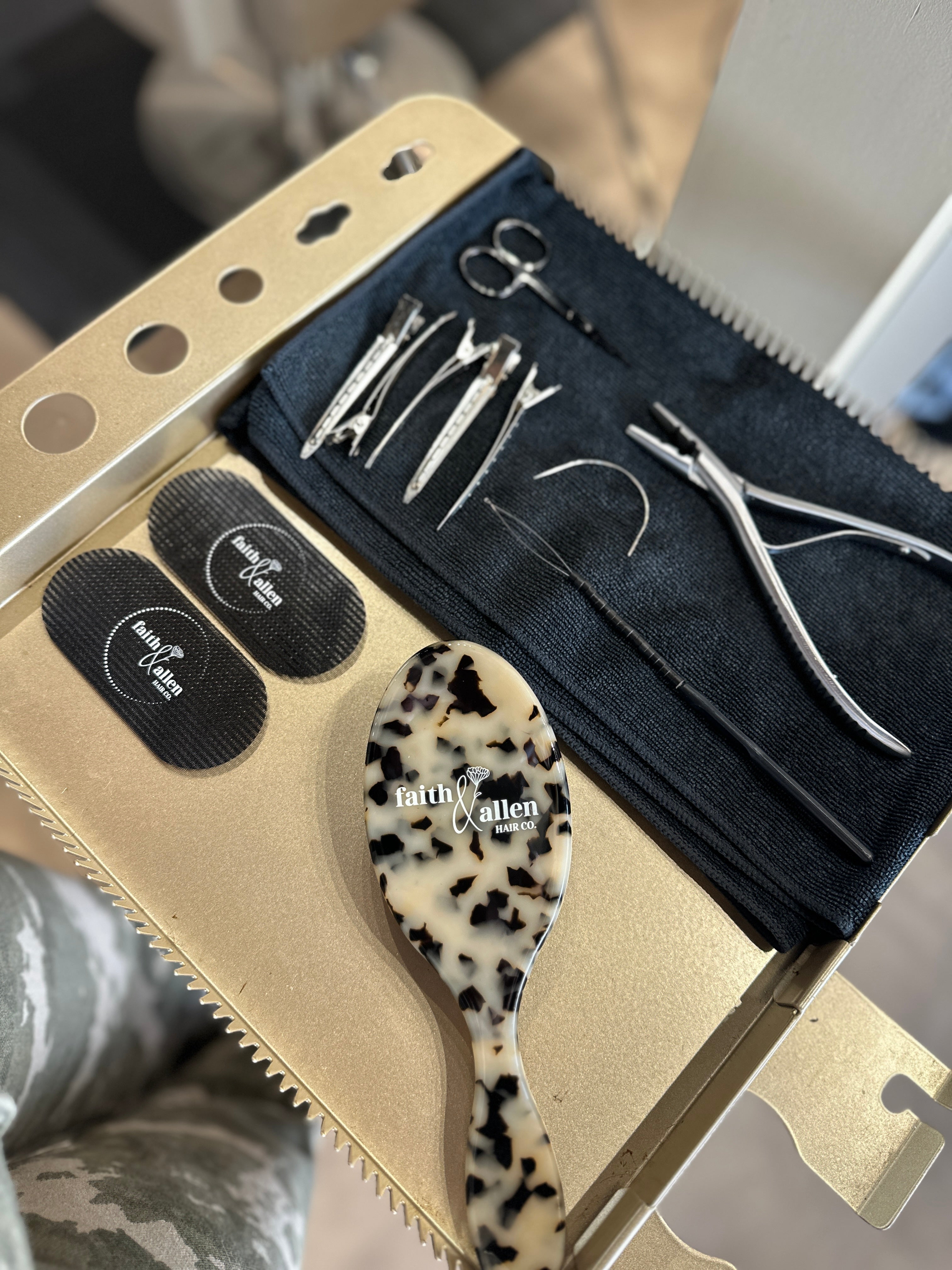 Brushes & Tools